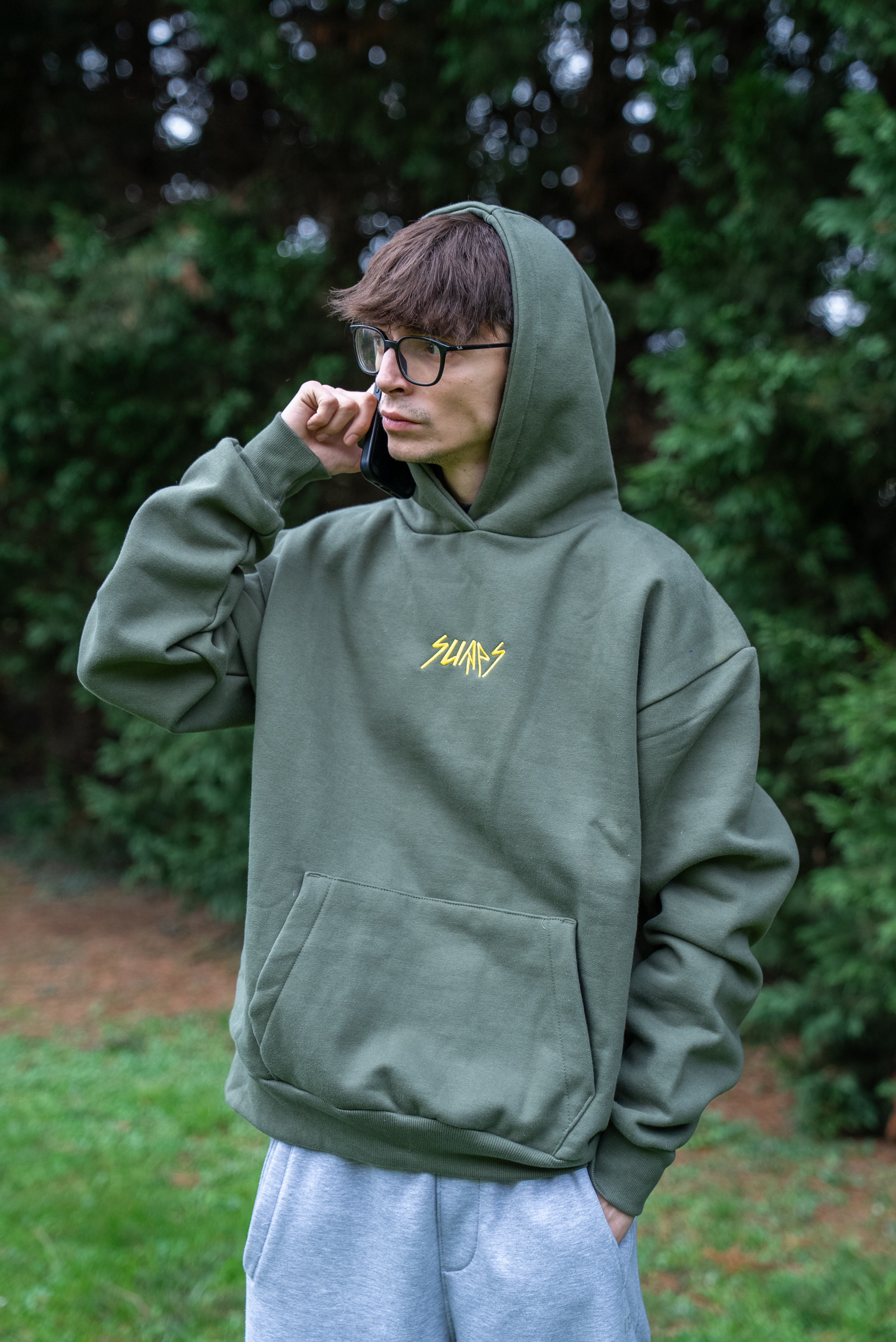Sudadera Oversize SURPS™ Verde Terroso – Drop Invierno