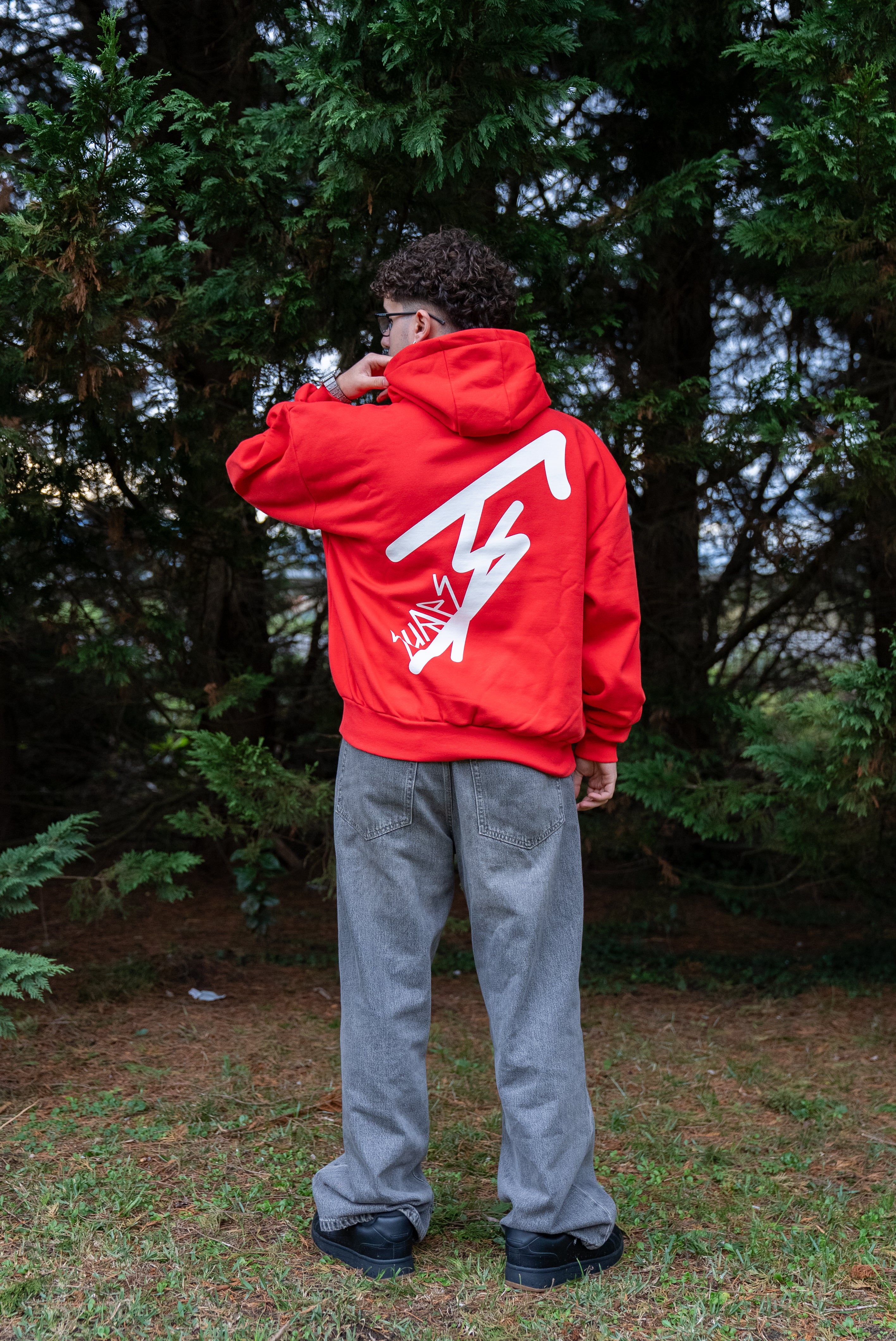 Sudadera Oversize SURPS™ Rojo – Drop Invierno